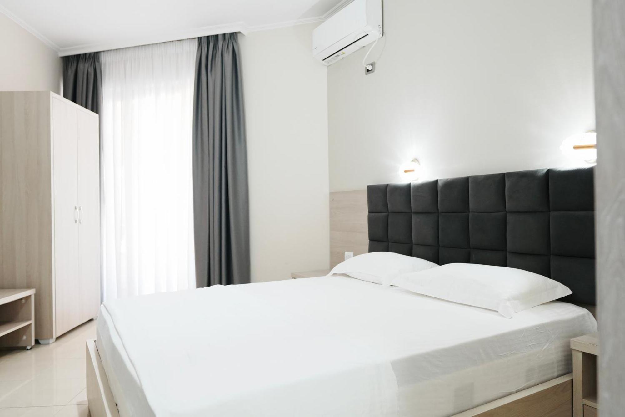 Hotel Mediterrane Sarandë
