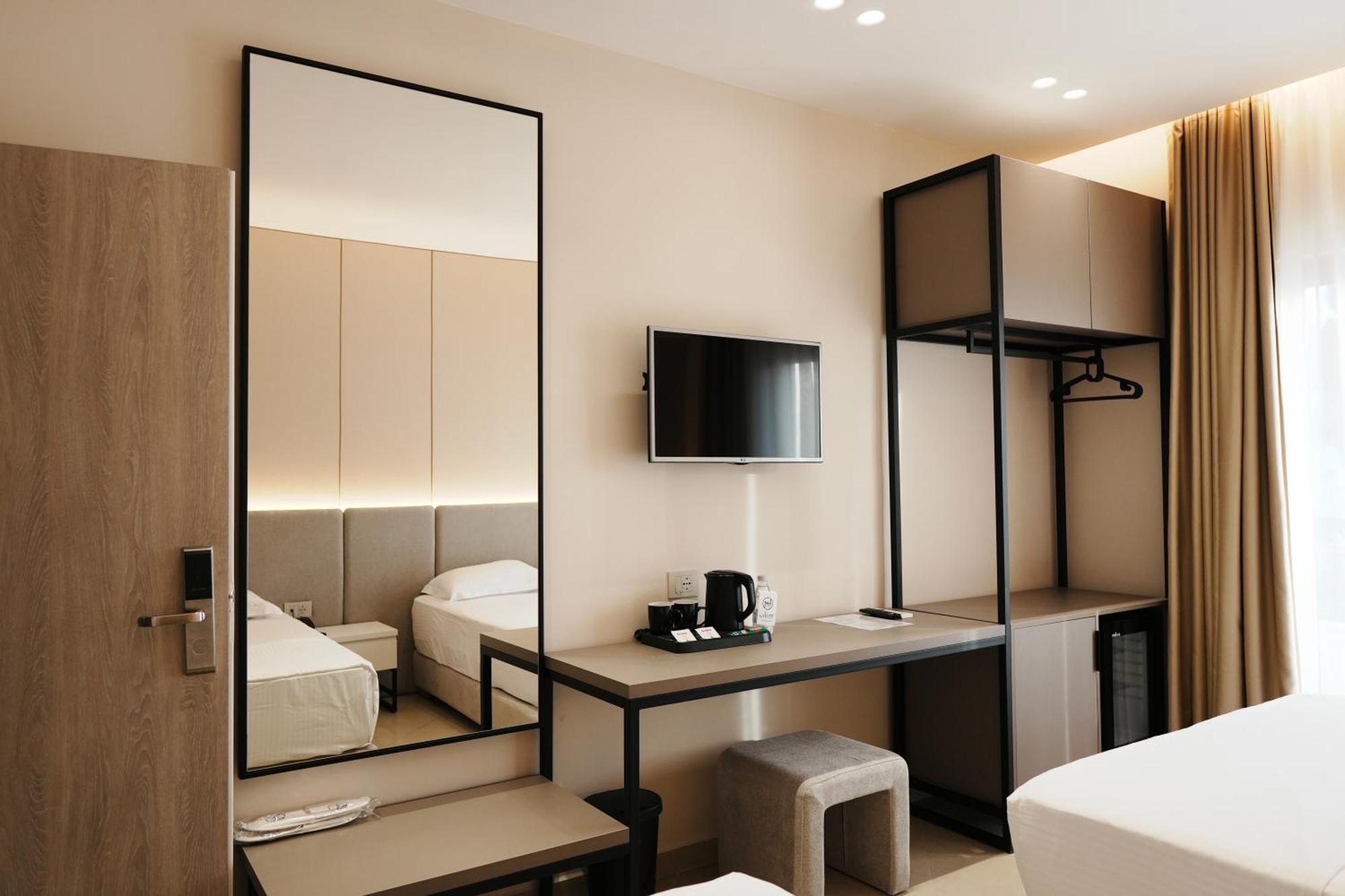 Mediterrane 4* Sarandë