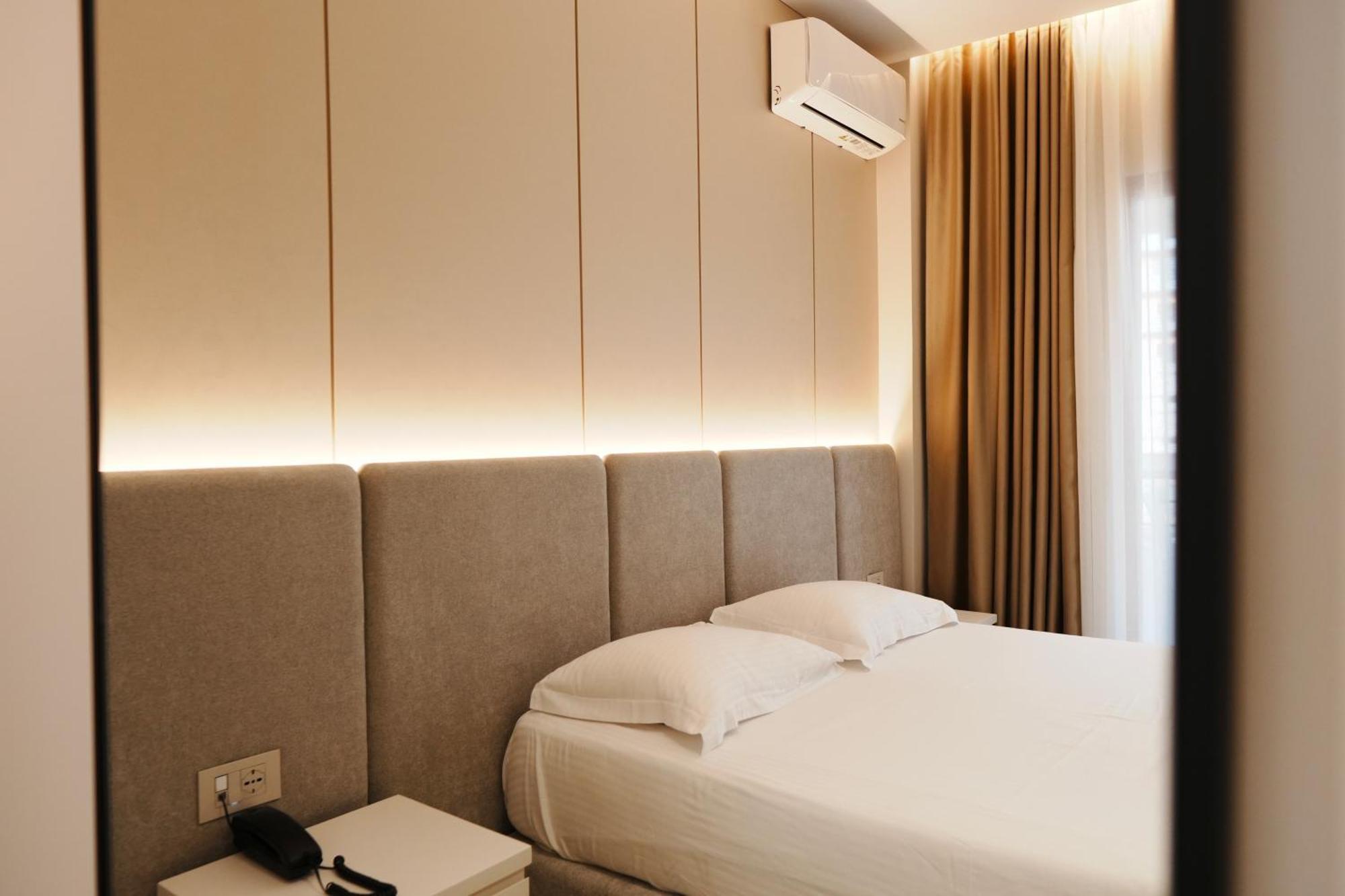 Hotel Mediterrane Sarandë