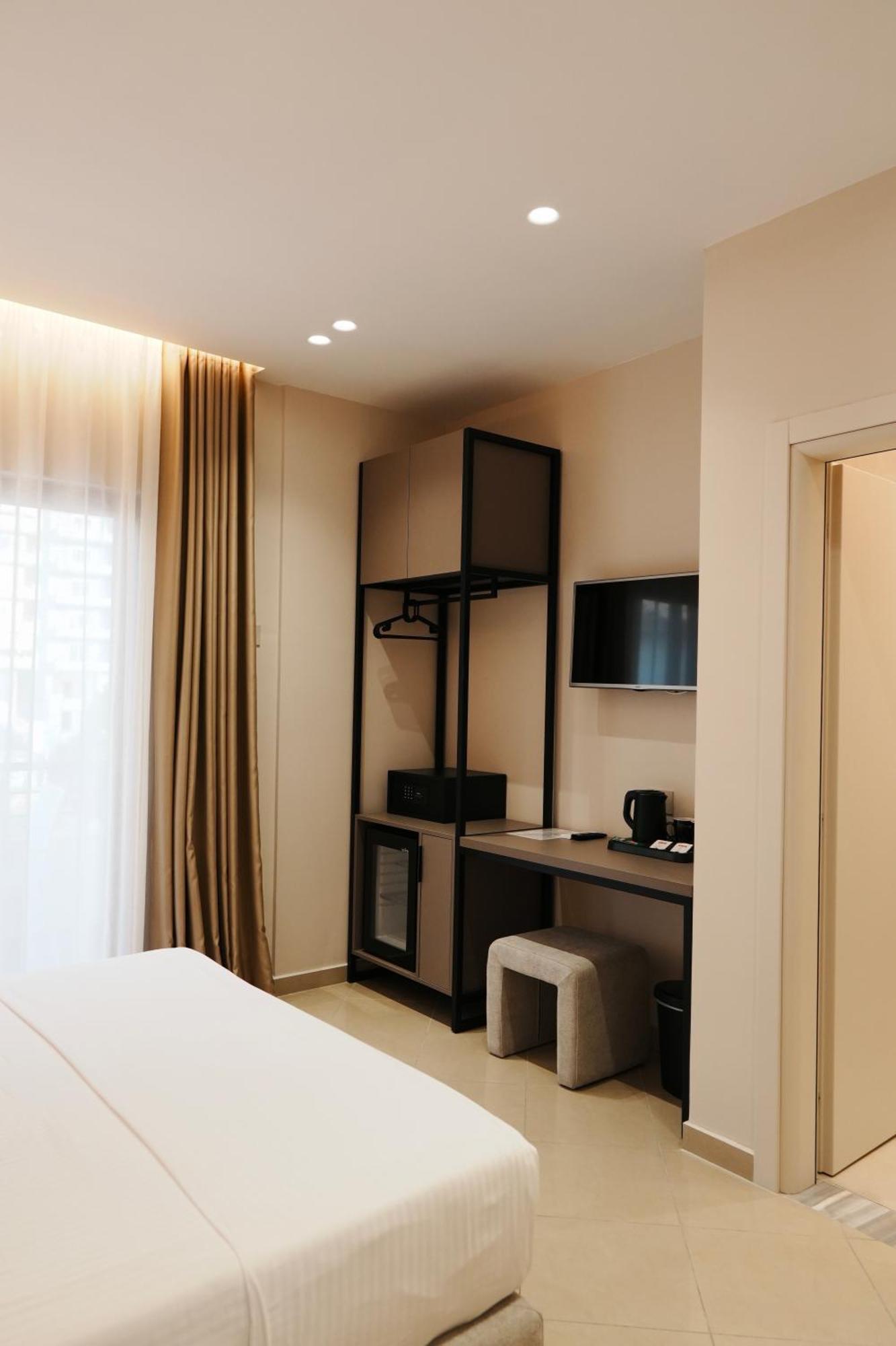 Hotel Mediterrane