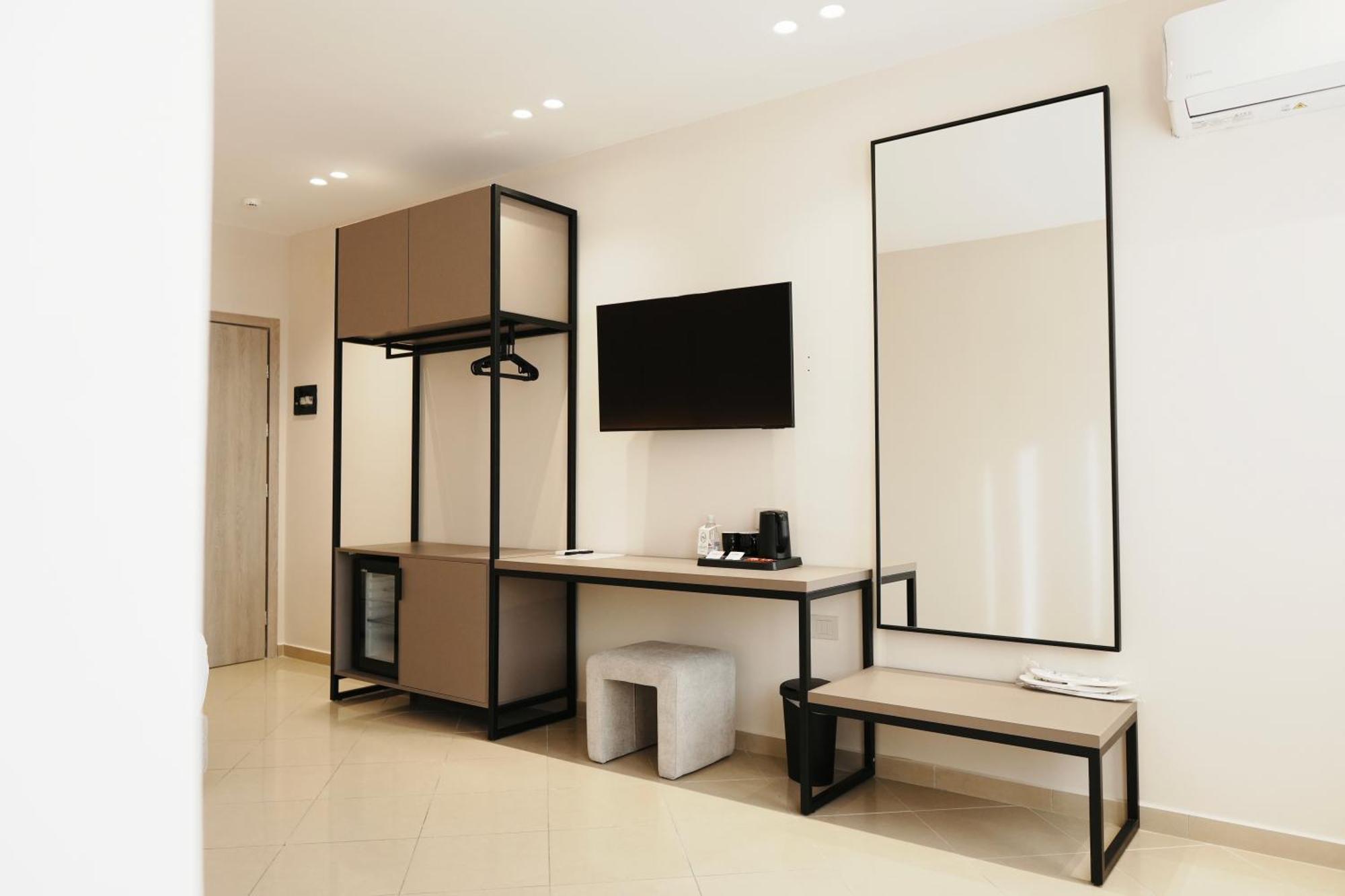 Mediterrane 4* Sarandë