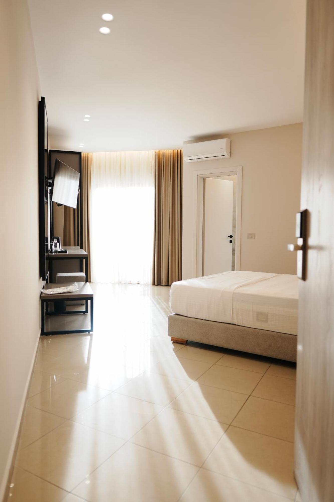 Mediterrane Hotel Sarandë
